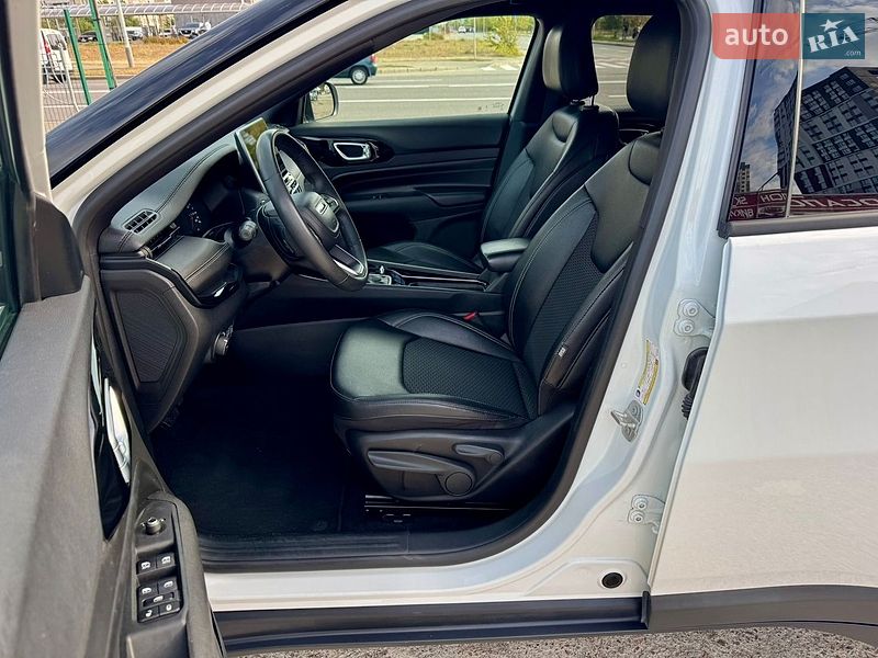 Внедорожник / Кроссовер Jeep Compass 2024 в Киеве