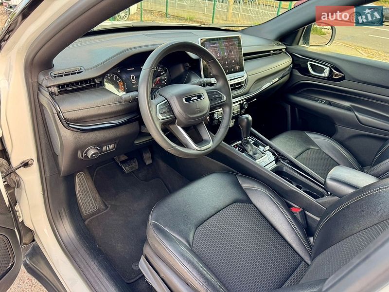 Внедорожник / Кроссовер Jeep Compass 2024 в Киеве