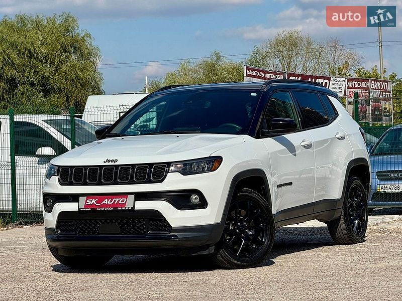 Внедорожник / Кроссовер Jeep Compass 2024 в Киеве