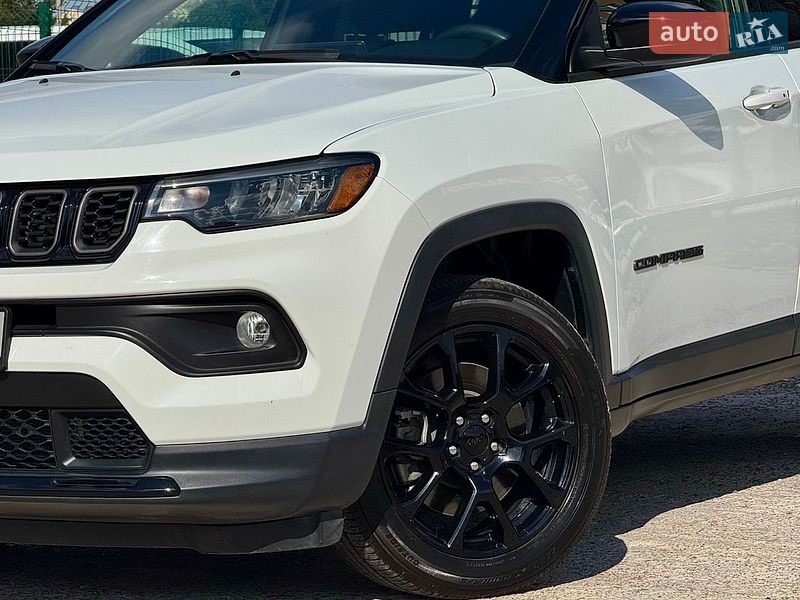 Внедорожник / Кроссовер Jeep Compass 2024 в Киеве