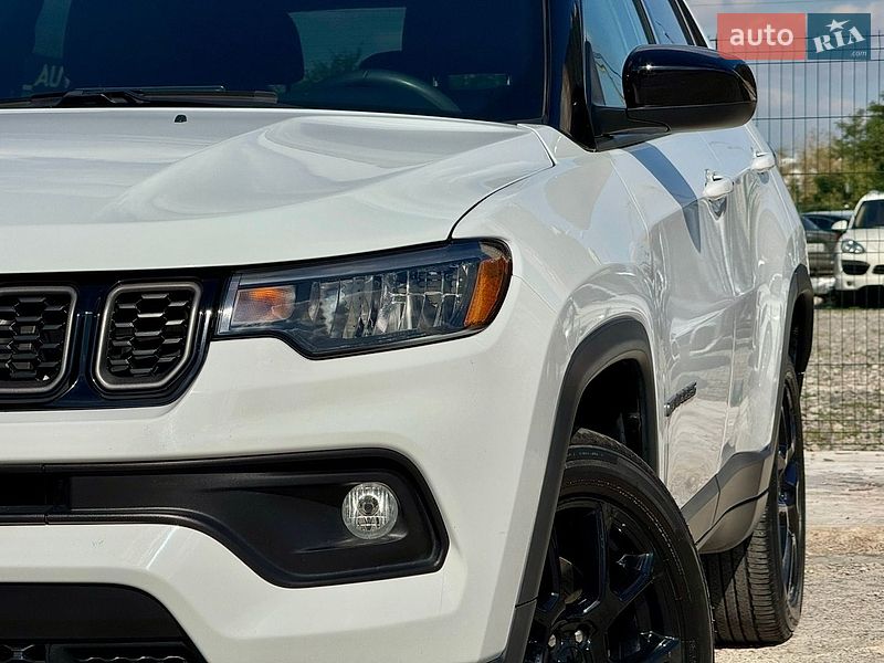 Внедорожник / Кроссовер Jeep Compass 2024 в Киеве