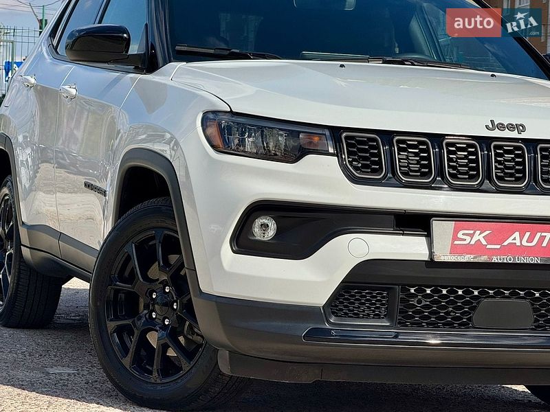 Внедорожник / Кроссовер Jeep Compass 2024 в Киеве