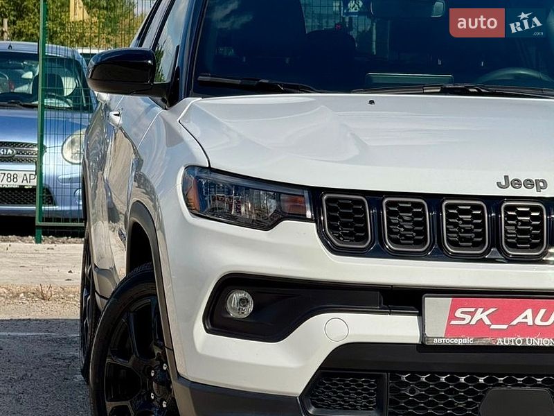 Внедорожник / Кроссовер Jeep Compass 2024 в Киеве