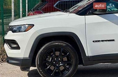Внедорожник / Кроссовер Jeep Compass 2024 в Киеве
