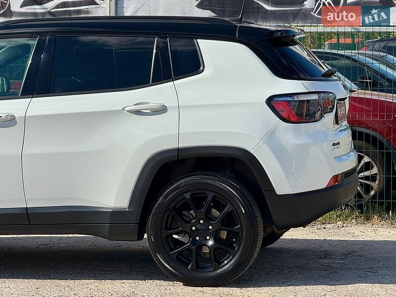 Внедорожник / Кроссовер Jeep Compass 2024 в Киеве