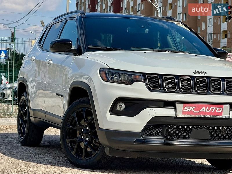 Внедорожник / Кроссовер Jeep Compass 2024 в Киеве