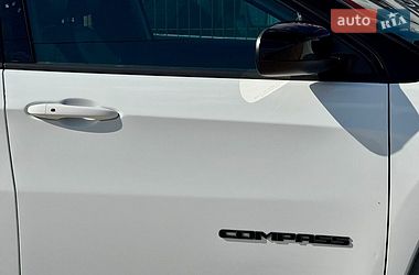 Внедорожник / Кроссовер Jeep Compass 2024 в Киеве