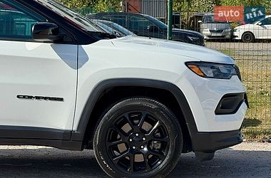 Внедорожник / Кроссовер Jeep Compass 2024 в Киеве