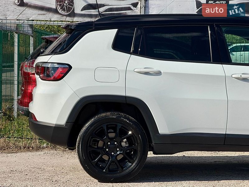 Внедорожник / Кроссовер Jeep Compass 2024 в Киеве