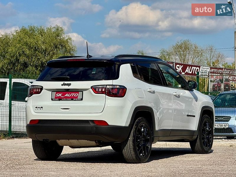 Внедорожник / Кроссовер Jeep Compass 2024 в Киеве