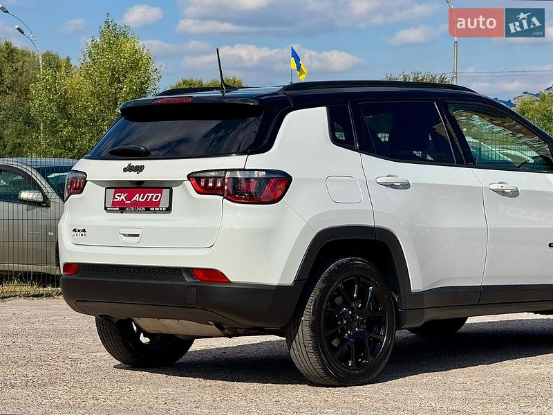 Внедорожник / Кроссовер Jeep Compass 2024 в Киеве