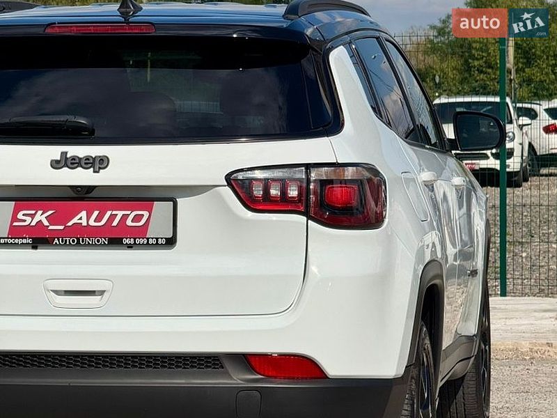 Внедорожник / Кроссовер Jeep Compass 2024 в Киеве