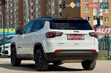 Внедорожник / Кроссовер Jeep Compass 2024 в Киеве