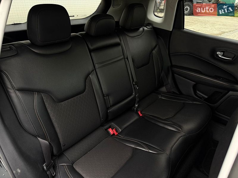Внедорожник / Кроссовер Jeep Compass 2018 в Ивано-Франковске