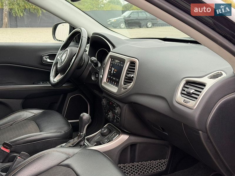 Внедорожник / Кроссовер Jeep Compass 2018 в Ивано-Франковске