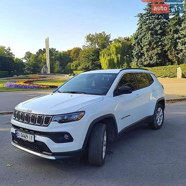 Jeep Compass 2024