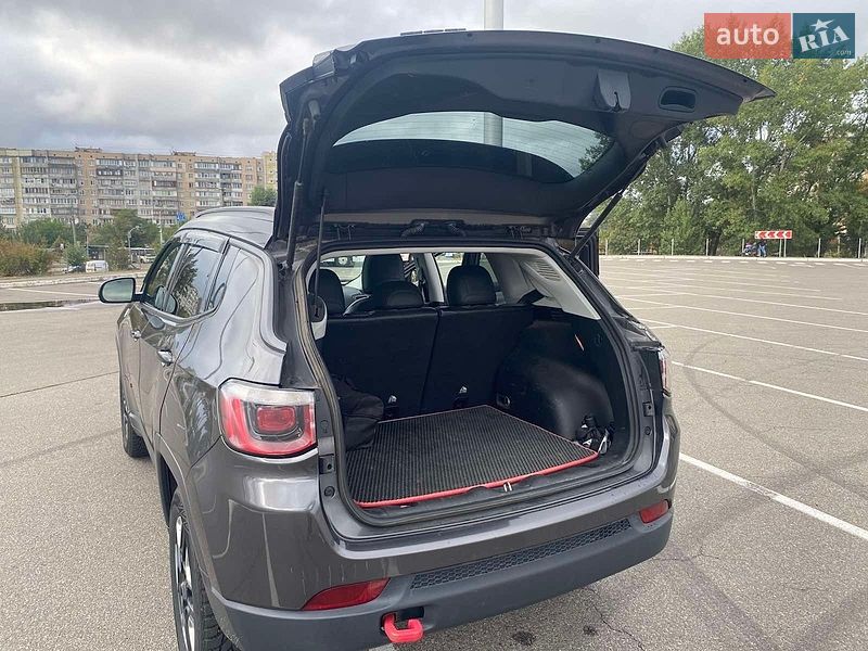 Внедорожник / Кроссовер Jeep Compass 2018 в Киеве