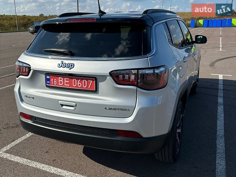 Позашляховик / Кросовер Jeep Compass 2024 в Рівному