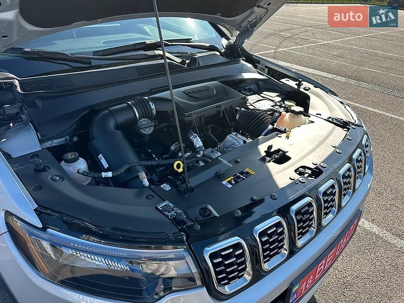 Позашляховик / Кросовер Jeep Compass 2024 в Рівному