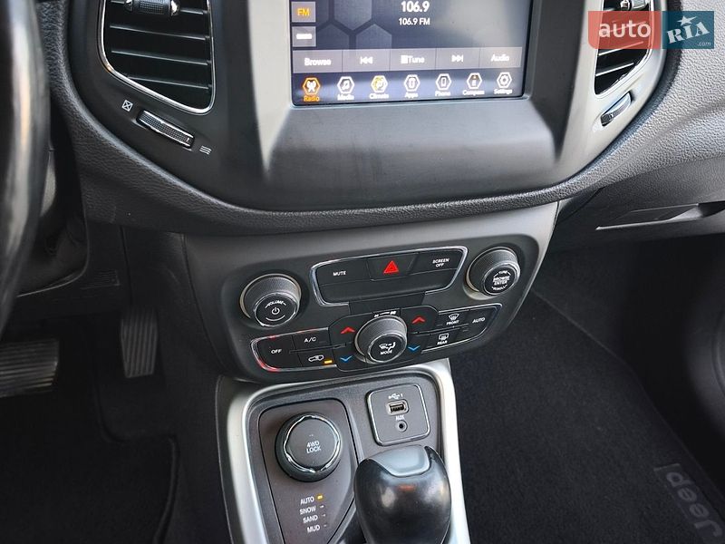 Позашляховик / Кросовер Jeep Compass 2020 в Луцьку фото 24 Позашляховик / Кросовер Jeep Compass 2020 в Луцьку
