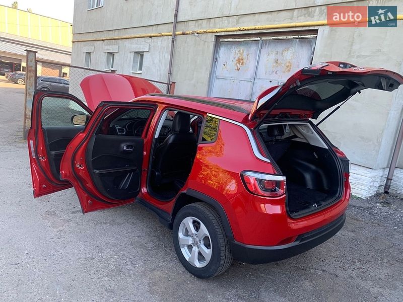 Позашляховик / Кросовер Jeep Compass 2018 в Рівному