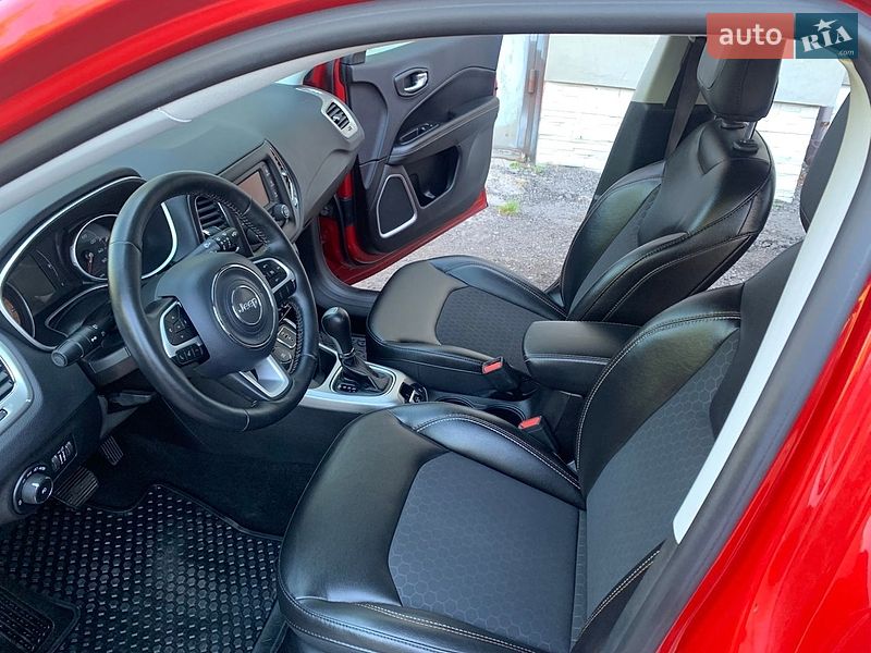 Позашляховик / Кросовер Jeep Compass 2018 в Рівному