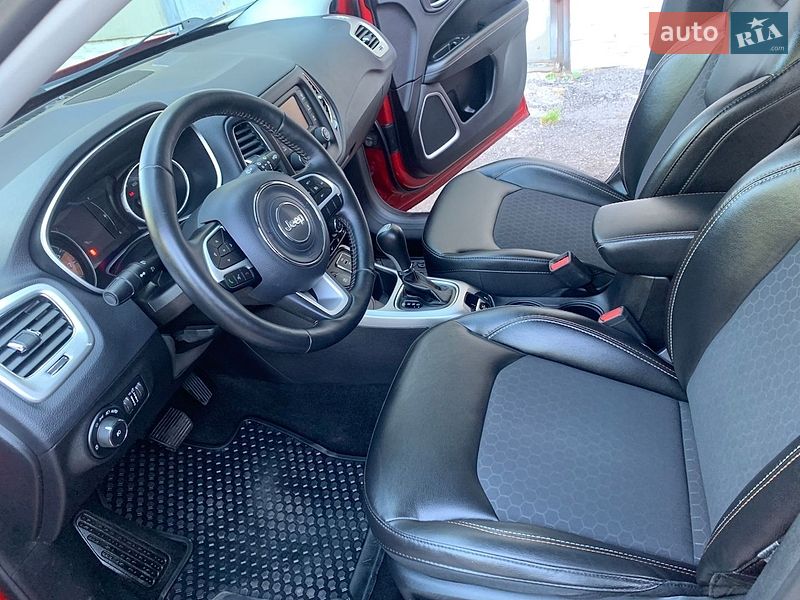 Позашляховик / Кросовер Jeep Compass 2018 в Рівному