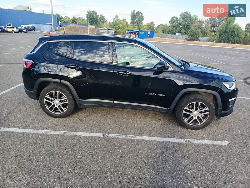 Внедорожник / Кроссовер Jeep Compass 2018 в Киеве