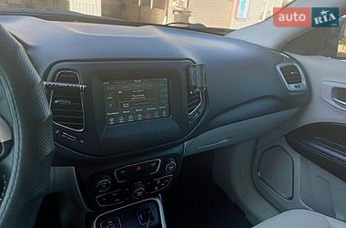Внедорожник / Кроссовер Jeep Compass 2018 в Киеве