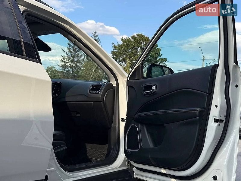Позашляховик / Кросовер Jeep Compass 2019 в Рівному