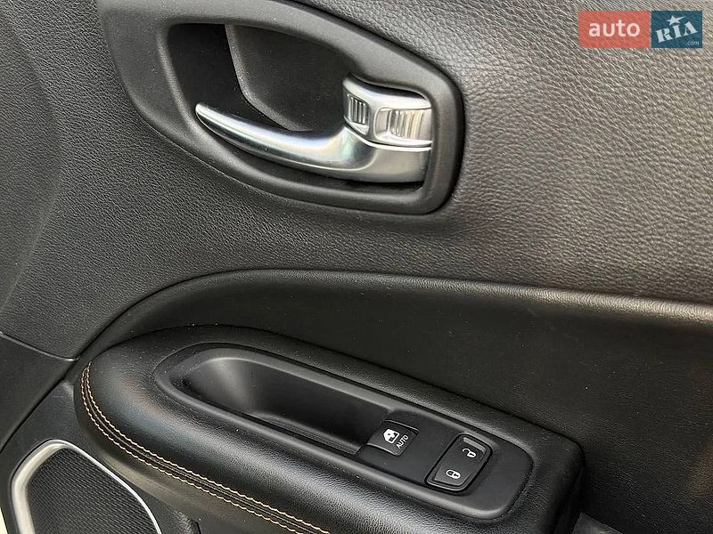Позашляховик / Кросовер Jeep Compass 2019 в Рівному