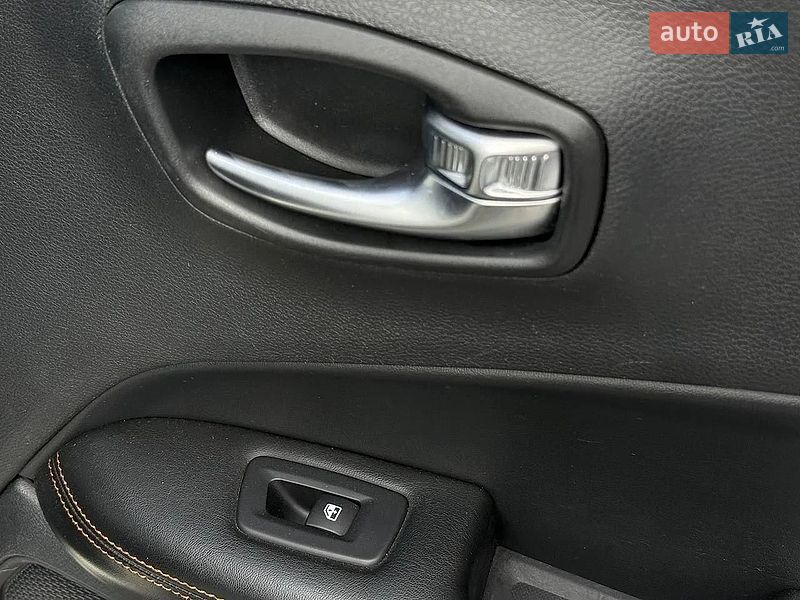Позашляховик / Кросовер Jeep Compass 2019 в Рівному