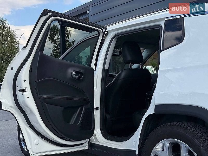 Позашляховик / Кросовер Jeep Compass 2019 в Рівному