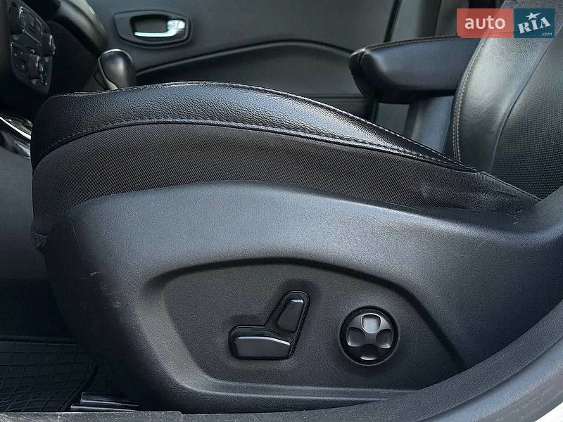Позашляховик / Кросовер Jeep Compass 2019 в Рівному