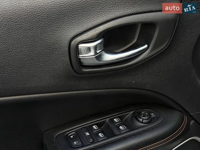Позашляховик / Кросовер Jeep Compass 2019 в Рівному