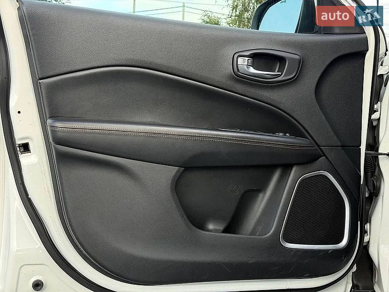 Позашляховик / Кросовер Jeep Compass 2019 в Рівному
