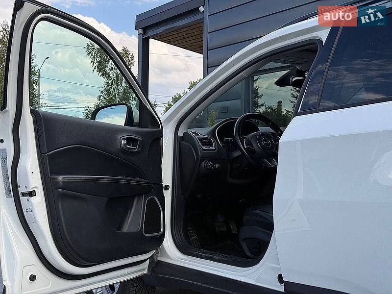 Позашляховик / Кросовер Jeep Compass 2019 в Рівному