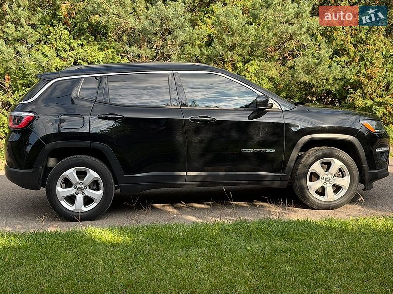 Позашляховик / Кросовер Jeep Compass 2017 в Рівному