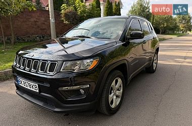 Позашляховик / Кросовер Jeep Compass 2017 в Рівному