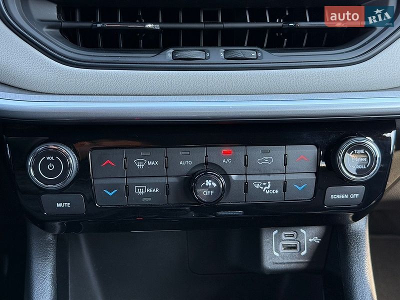 Позашляховик / Кросовер Jeep Compass 2024 в Стрию
