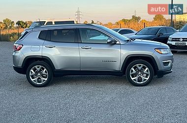 Позашляховик / Кросовер Jeep Compass 2020 в Рівному