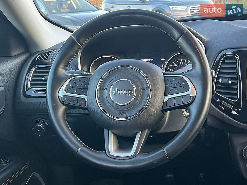 Позашляховик / Кросовер Jeep Compass 2020 в Рівному