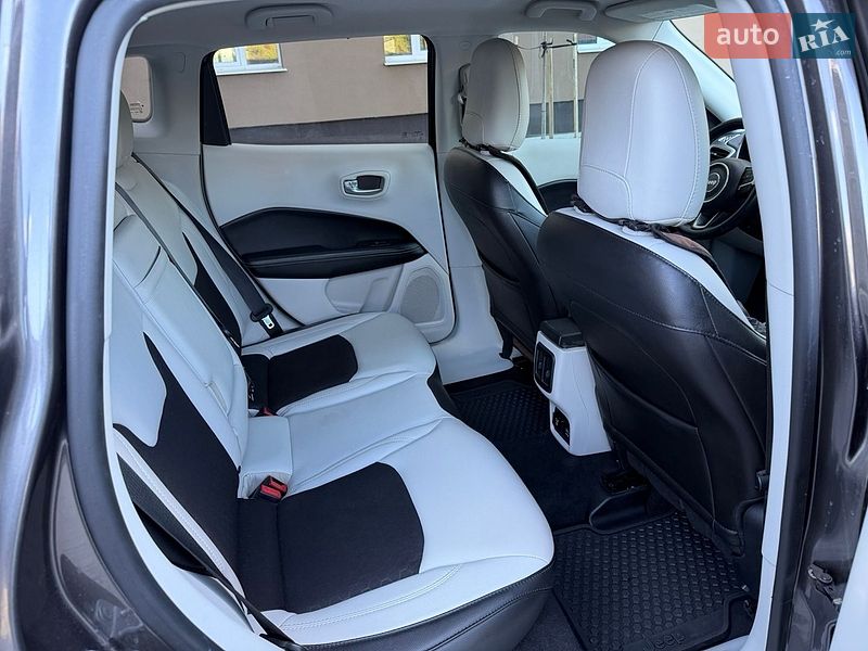 Позашляховик / Кросовер Jeep Compass 2017 в Ромнах фото 24 Позашляховик / Кросовер Jeep Compass 2017 в Ромнах