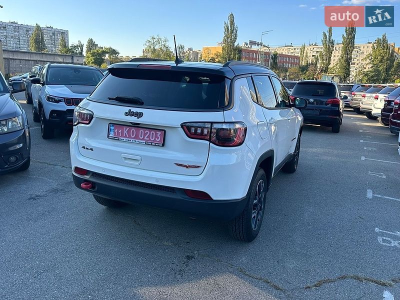 Внедорожник / Кроссовер Jeep Compass 2018 в Киеве