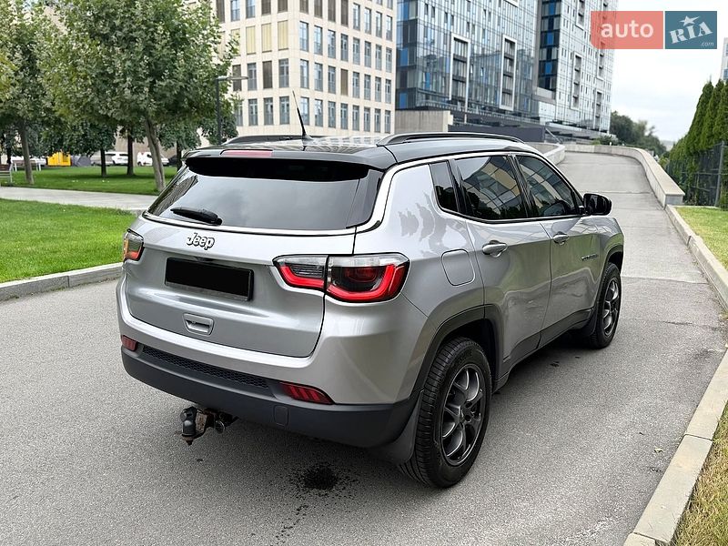 Позашляховик / Кросовер Jeep Compass 2018 в Дніпрі