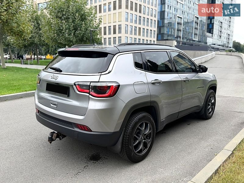 Позашляховик / Кросовер Jeep Compass 2018 в Дніпрі