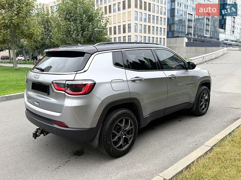 Позашляховик / Кросовер Jeep Compass 2018 в Дніпрі