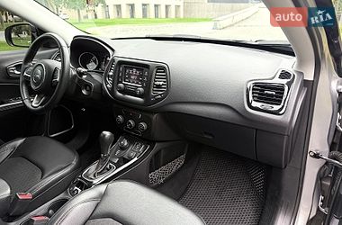 Позашляховик / Кросовер Jeep Compass 2018 в Дніпрі