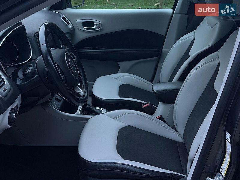 Позашляховик / Кросовер Jeep Compass 2021 в Рівному