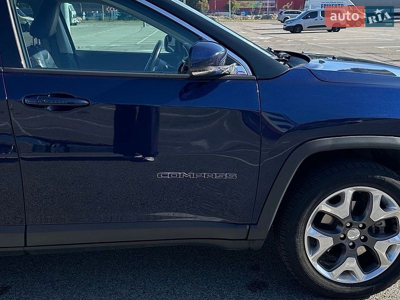 Позашляховик / Кросовер Jeep Compass 2017 в Києві